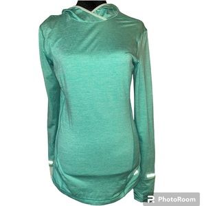 Women’s Brooks Pullover Athletic Hoodie